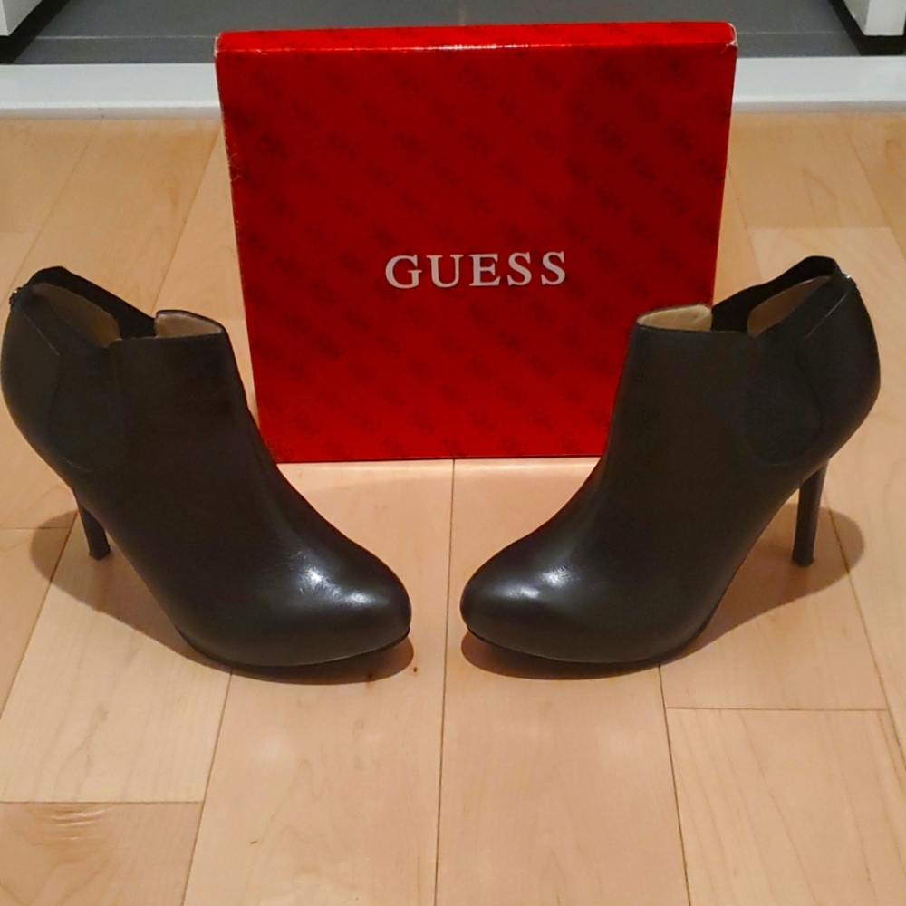 Guess women's booties